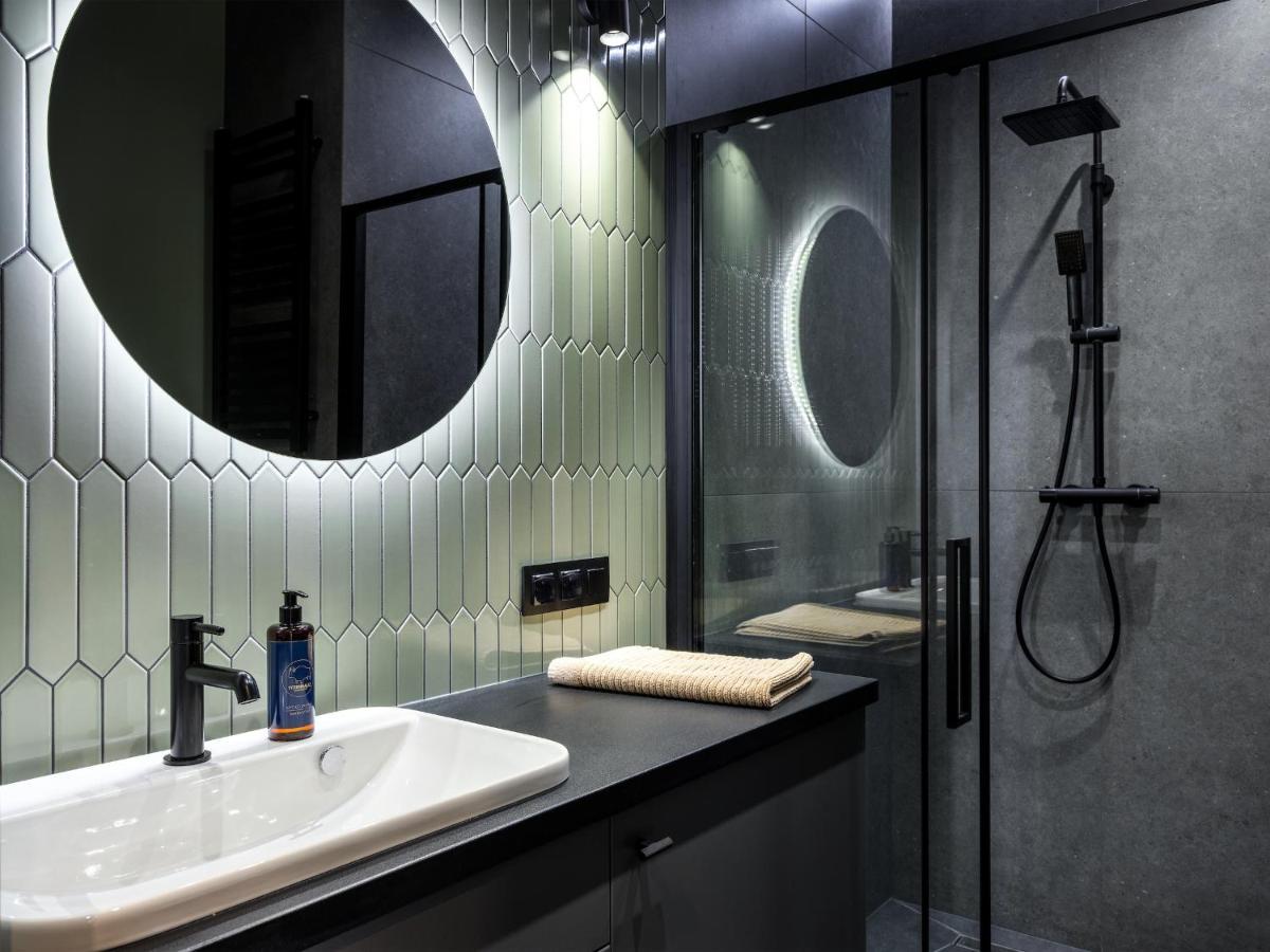 Wislane Tarasy II By Tyzenhauz Appartement Krakau Buitenkant foto